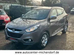 Hyundai iX35 *2WD*AHK*Teilleder*Tüv Neu