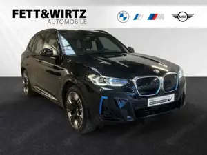BMW iX3 Sonderfinanzierung mit 0,49 % eff. Jahreszins*