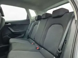 SEAT Arona 1.0 TSI PDC LED Klima Kamera Bild 4