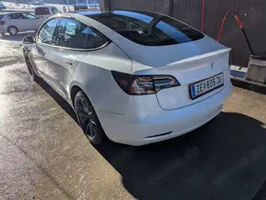 Tesla Model 3 Langstreckenbatt. Allradantrieb Dual Motor Bild 2
