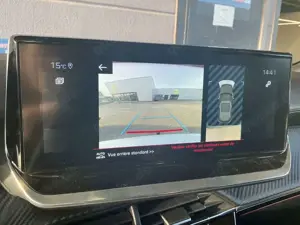 Peugeot 2008 PureTech 130 GT Bild 4