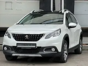 Peugeot 2008 Allure LED Pano Navi Rü-Kamera Sitzheizung
