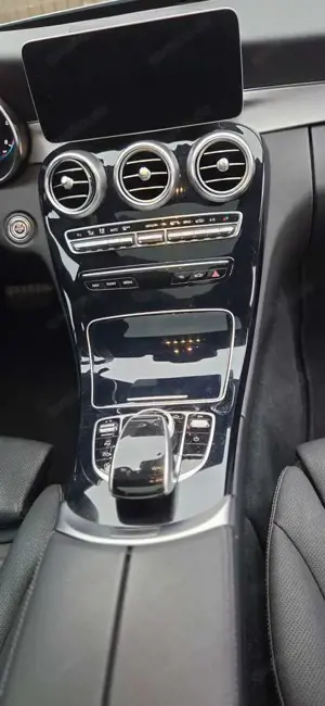 Mercedes-Benz C 300 C 300 d T 9G-TRONIC AMG Line Bild 4