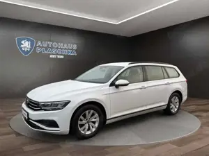 Volkswagen Passat Variant 2.0 TDI DSG KAMERA+ACC+APP+NAVI+LED Klima Navi