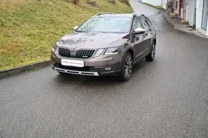 Skoda Octavia Combi 1.8 TSI 4x4 DSG Scout*AHK*STANDHZG*