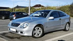 Mercedes-Benz C 200 C 200 INDIANAPOLIS Automatik Bi-Xenon Panoramadach