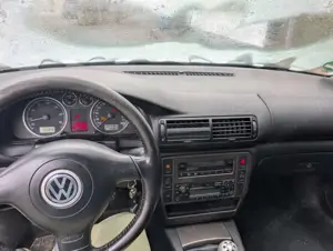 Volkswagen Passat Variant 2.0 Highline mit Mängel