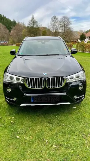 BMW X3 xDrive30d Aut. AHK Bild 4