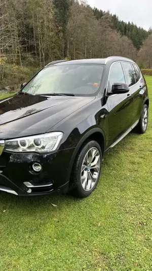 BMW X3 xDrive30d Aut. AHK Bild 3