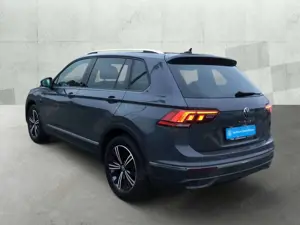 Volkswagen Tiguan 2.0 TDI DSG ACTIVE +AHK +HK +HuD +VIRTUAL +IQ.LI Bild 5