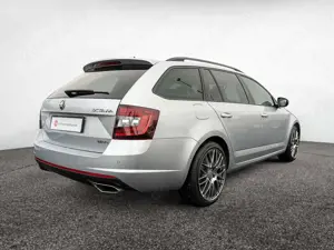 Skoda Octavia Combi RS 2.0 TDI AHK NAVI LED KLIMA P Bild 3
