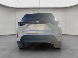 Toyota Yaris Cross Hybrid 130 Teamplayer Safety und Winte Bild 4