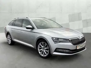 Skoda Superb Combi 2.0 TDI DSG Style Bild 3