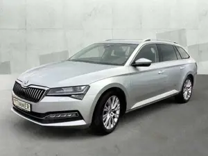 Skoda Superb Combi 2.0 TDI DSG Style Bild 2