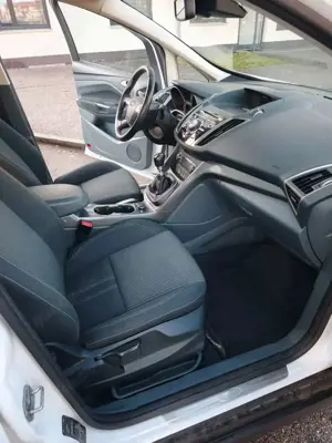 Ford C-Max C-MAX Titanium Eco Boost Bild 4