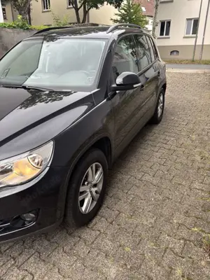 Volkswagen Tiguan 1.4 TSI BlueMotion Technology Trend  Fun Bild 3