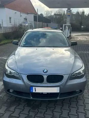 BMW 525 525i