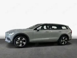 Volvo V60 Cross Country V60 Cross Country B4 D AWD Plus Bild 4