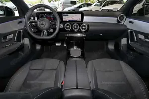 Mercedes-Benz A 200 AMG Distronic+RüKam+LED+Pano+HUD+Standhzg Bild 5
