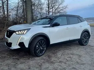 Peugeot 2008 2008 PureTech 130 EAT8 GT