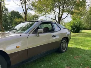 Porsche 924 Bild 2