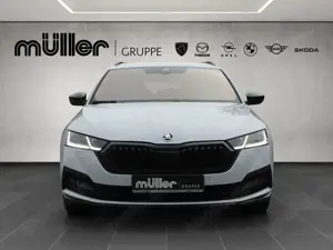 Skoda Octavia Combi 2.0 TSI DSG 4x4 Sportline Bild 2