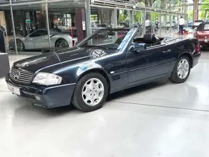 Mercedes-Benz SL 500 500 SL kein Winter, Zustand herausragend! Bild 3