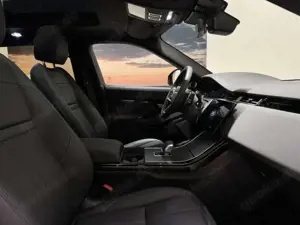 Land Rover Range Rover Evoque D200 Dyn SE Black Pack Panorama Bild 3
