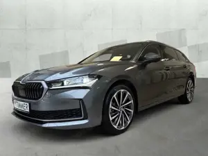 Skoda Superb Combi 2.0 TDI DSG 4x4 LK *AHK*CANTON* Bild 2