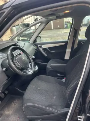 Citroen Grand C4 Picasso C4 Grand Picasso VTi 120 C-Chic Bild 2