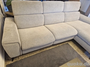 Graues Ecksofa Eckcouch mit Relaxfunktion, 3,5 Jahre alt