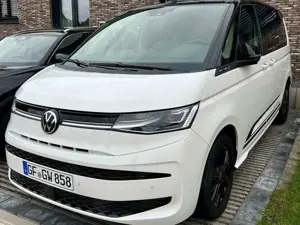Volkswagen T7 Multivan Edition NAV MATRIX APPLINK ACC PDC APA SHZ 4SEASON