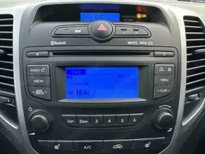 Hyundai iX20 1.6 Automatik Bild 4