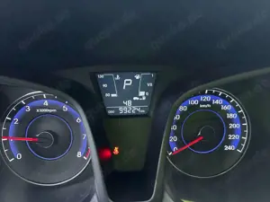 Hyundai iX20 1.6 Automatik Bild 3