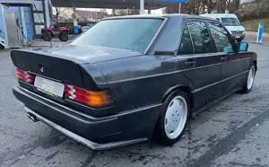 Mercedes-Benz 190 190 E 3,2 AMG Original"1 von 200 Stück" Bild 3