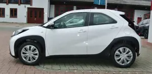 Toyota Aygo X Business Edition Bild 2