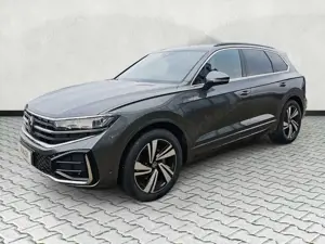 Volkswagen Touareg 3.0 TDI 210 kW 4Motion R-Line AHK Pano