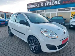 Renault Twingo Authentique 8x Räder