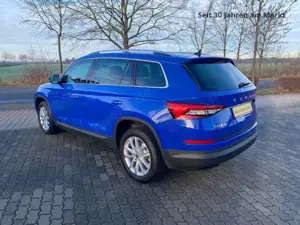 Skoda Kodiaq Style,AHK,LED,SH,PDC,1.Hand,Scheckheft,Navi,Sound- Bild 2
