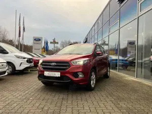 Ford Kuga 1.5 EcoBoost 2x4 ST-Line