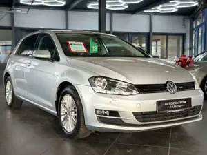 Volkswagen Golf VII Lim. Cup BMT*HU/AU NEU*SHZ*