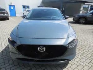 Mazda 3 2.5e-SKYACTIV G 140PS Automatik HOMURA...Sitzheizu Bild 3