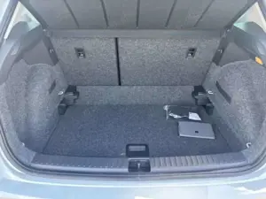 SEAT Arona ARONA ROAD EDITION 1.0 TSI DSG NAVI AHZV-VORBER. Bild 3