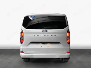 Ford Tourneo Custom 320 L1H1 VA Autm. Titanium Bild 4
