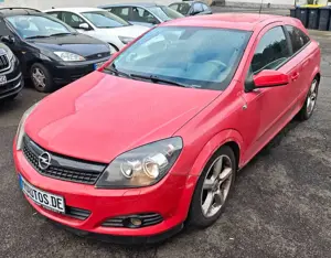 Opel Astra Astra GTC 1.6 WERKSTATTGEPRÜFT TÜV NEU