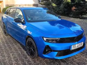 Opel Astra GS, 96kW, NAVI, AHZV, Parkkamera v+h, Klimaaut.