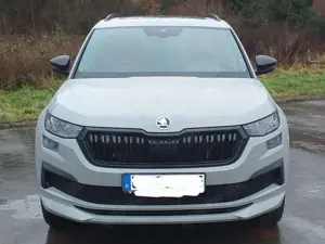 Skoda Kodiaq Kodiaq 2.0 TDI 4x4 DSG Sportline, Panoramadach Bild 2