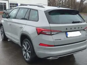 Skoda Kodiaq Kodiaq 2.0 TDI 4x4 DSG Sportline, Panoramadach Bild 4