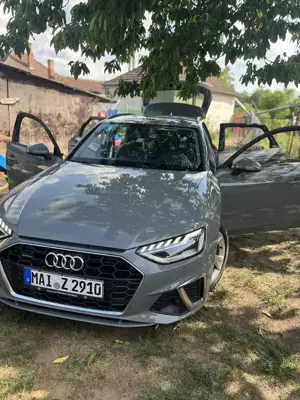 Audi A4 Avant 40 TDI quattro S tronic line Bild 4