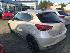 Mazda 2 SKYACTIV-G 90 M Hybrid Homura Automatik Bild 2